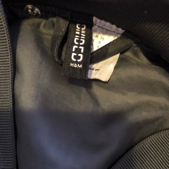 H&M bomber - Picture 2 of 2